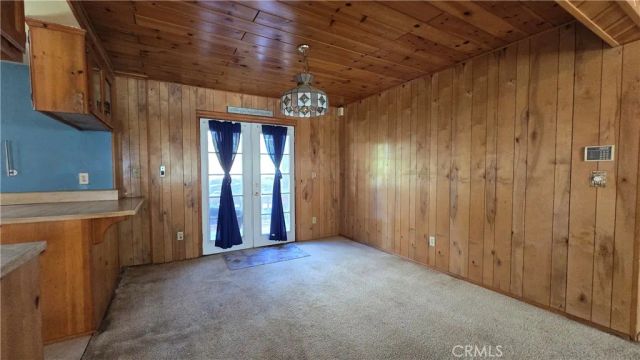23840 Zuger, Crestline, CA 92325