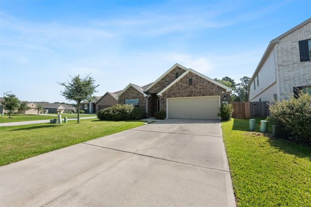 17707 Sapphire Pines Drive, New Caney, TX 77357