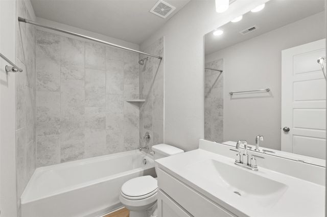 17707 Sapphire Pines Drive, New Caney, TX 77357