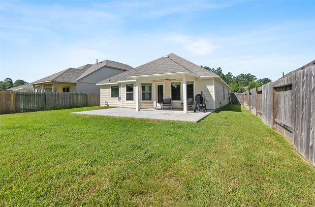 17707 Sapphire Pines Drive, New Caney, TX 77357