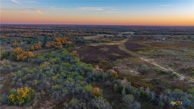 1900 Appling Road, Kingsbury, TX 78638