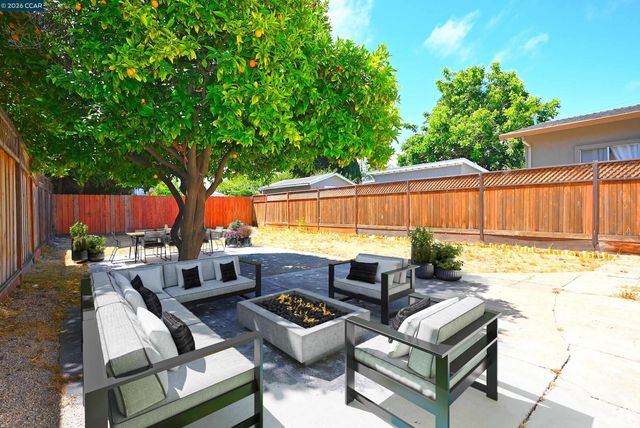 1514 88Th Ave, Oakland, CA 94621