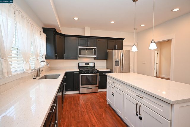 1514 88Th Ave, Oakland, CA 94621