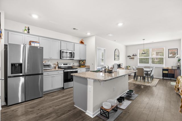 1216 Sennema Circle, Myrtle Beach, SC 29588