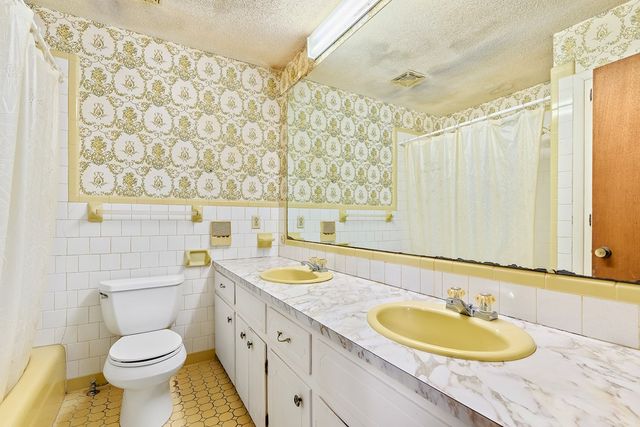 372 Graceland Drive, Geneva, AL 36340