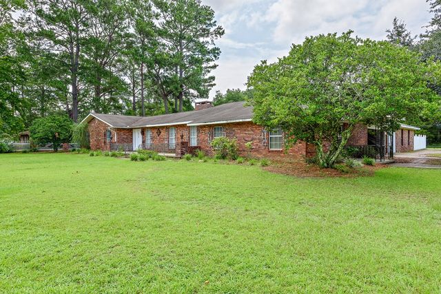 372 Graceland Drive, Geneva, AL 36340