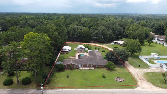 372 Graceland Drive, Geneva, AL 36340