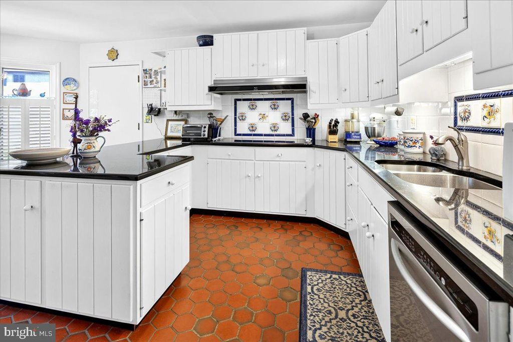 5 MARILYN CT, LAWRENCEVILLE, NJ 08648 — photo 4