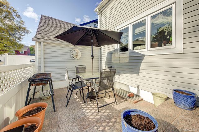 63 Buckingham Place, Lynbrook, NY 11563