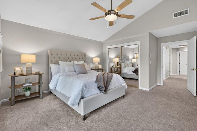 2721 Courtside Dr, Roseville, CA 95661
