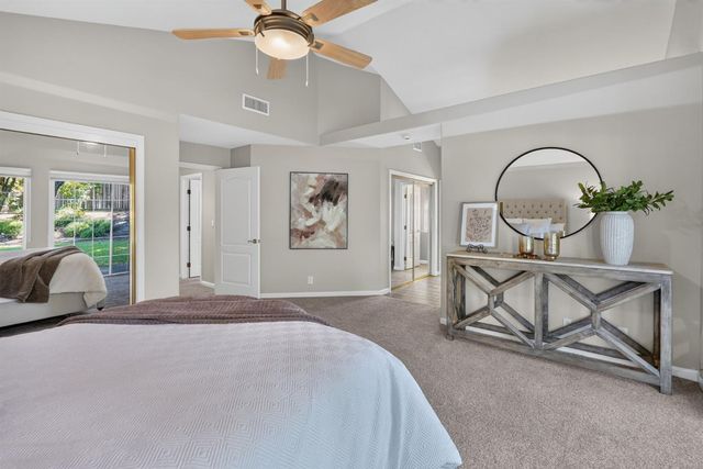 2721 Courtside Dr, Roseville, CA 95661