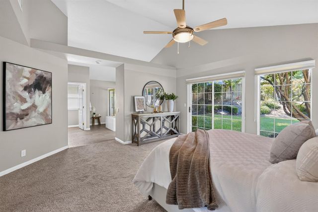 2721 Courtside Dr, Roseville, CA 95661