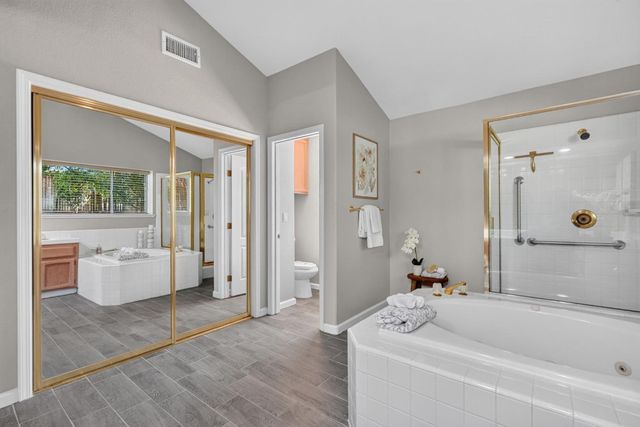 2721 Courtside Dr, Roseville, CA 95661