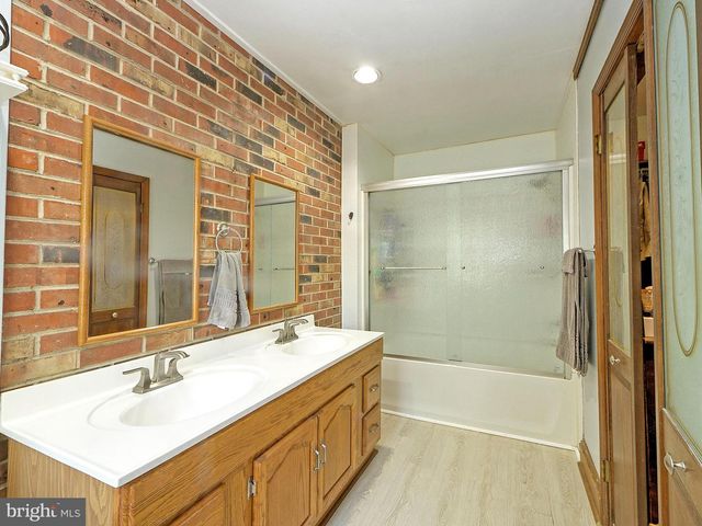 14 BOWFIN DR, Newark, DE 19702