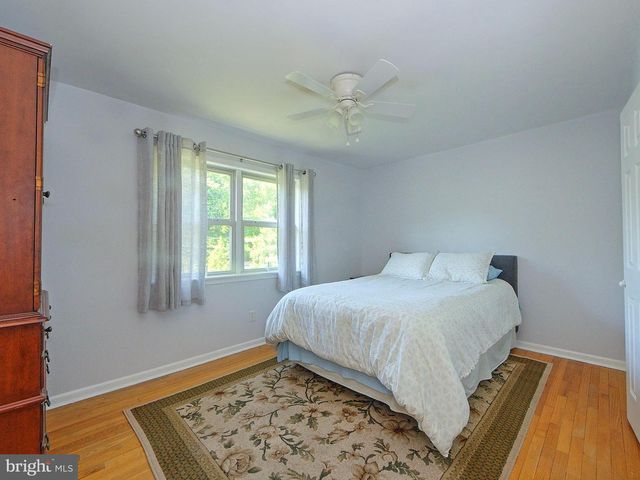 14 BOWFIN DR, Newark, DE 19702