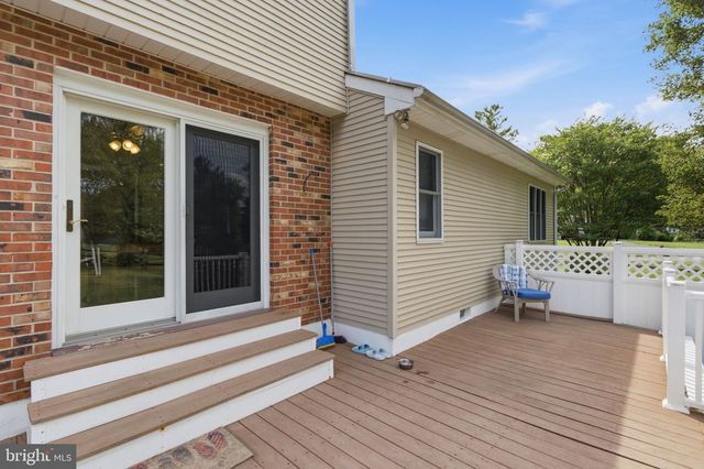 14 BOWFIN DR, Newark, DE 19702