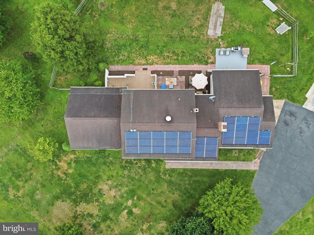 14 BOWFIN DR, Newark, DE 19702