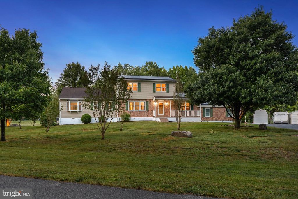 14 BOWFIN DR, Newark, DE 19702