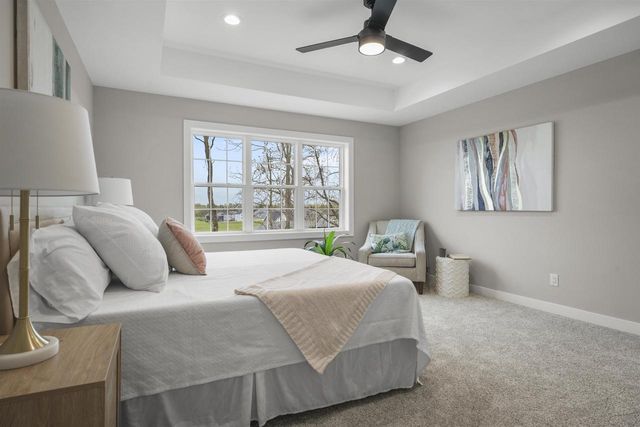 1410 Stonehaven Drive, Sun Prairie, WI 53590