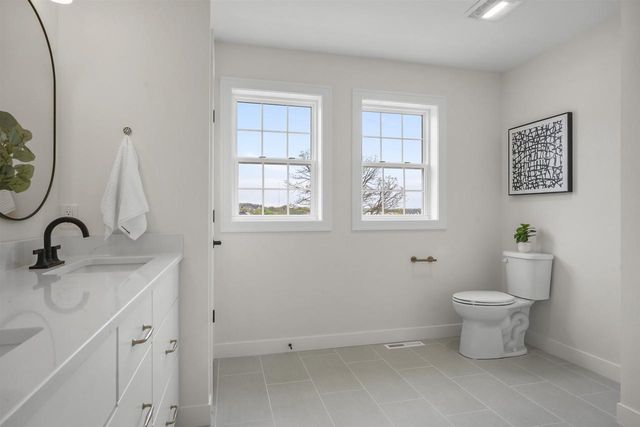 1410 Stonehaven Drive, Sun Prairie, WI 53590