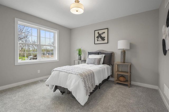1410 Stonehaven Drive, Sun Prairie, WI 53590