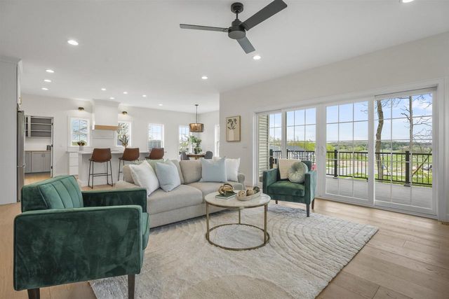 1410 Stonehaven Drive, Sun Prairie, WI 53590