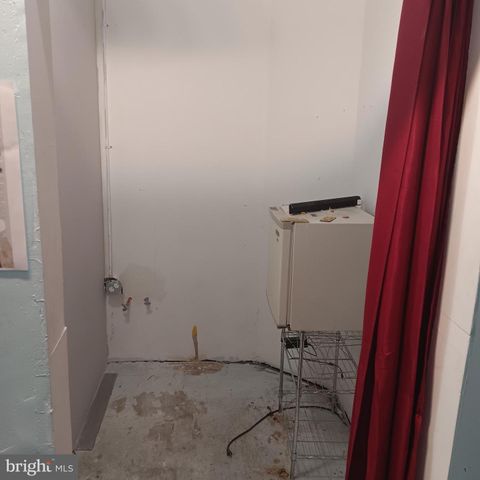 5899 LANCASTER AVE, Philadelphia, PA 19131