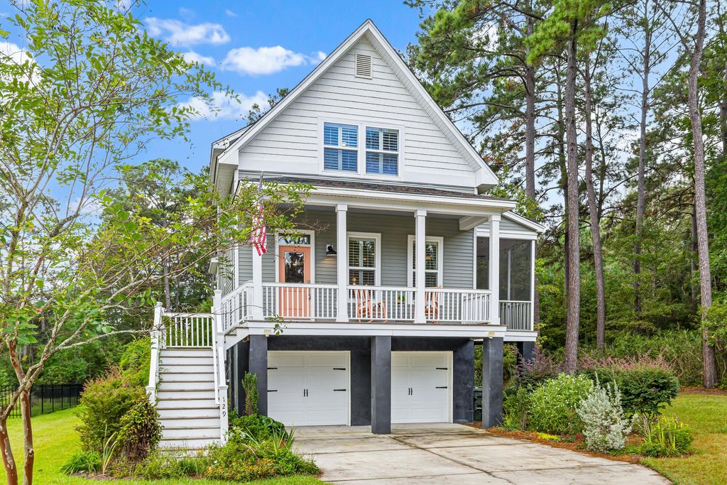 129 Martins Point Drive, Wando, SC 29492