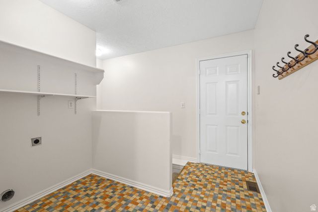 337 E PAVILION CIR, Saratoga Springs, UT 84045