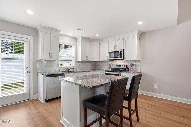 248 S Baker Street, Four Oaks, NC 27524