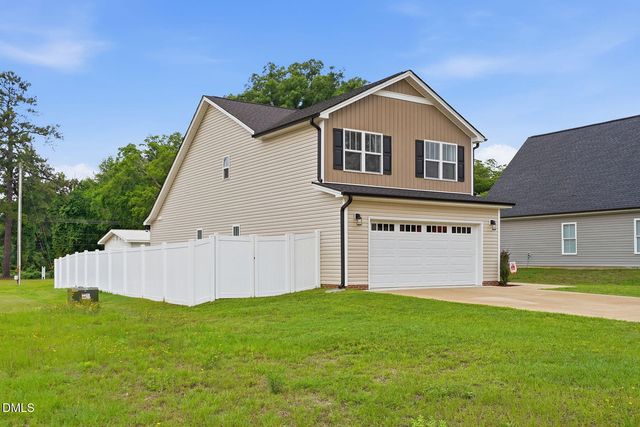 248 S Baker Street, Four Oaks, NC 27524