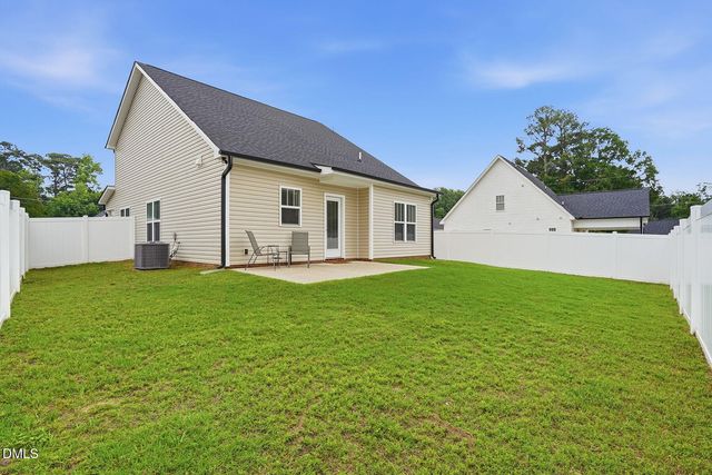 248 S Baker Street, Four Oaks, NC 27524