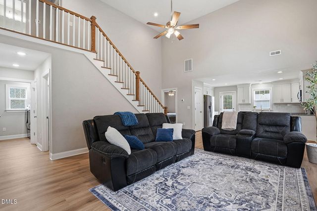 248 S Baker Street, Four Oaks, NC 27524