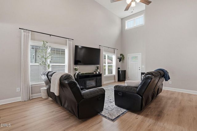 248 S Baker Street, Four Oaks, NC 27524