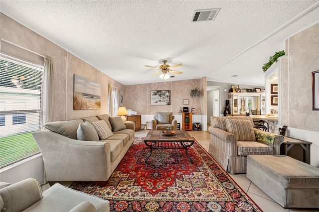 920 SILVER OAK AVENUE, The Villages, FL 32159