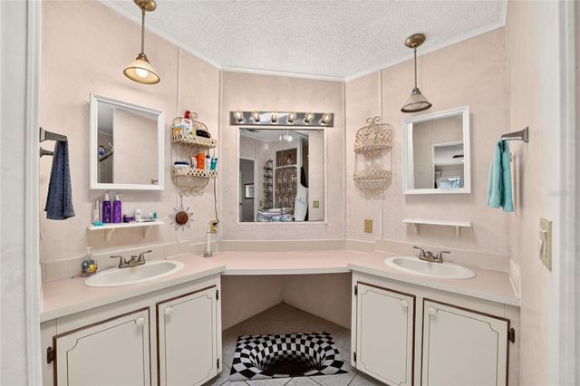 920 SILVER OAK AVENUE, The Villages, FL 32159