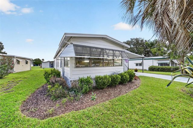 920 SILVER OAK AVENUE, The Villages, FL 32159