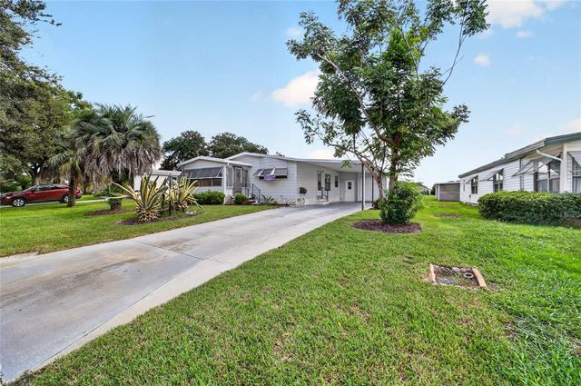 920 SILVER OAK AVENUE, The Villages, FL 32159