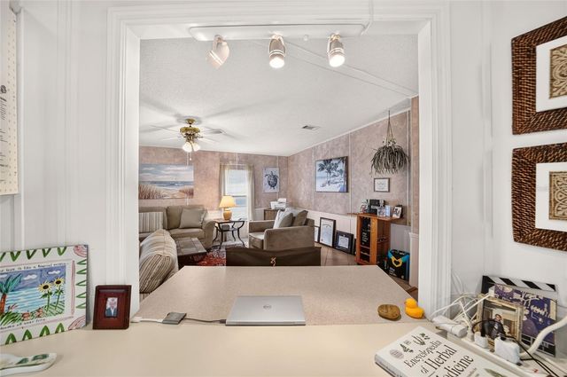 920 SILVER OAK AVENUE, The Villages, FL 32159