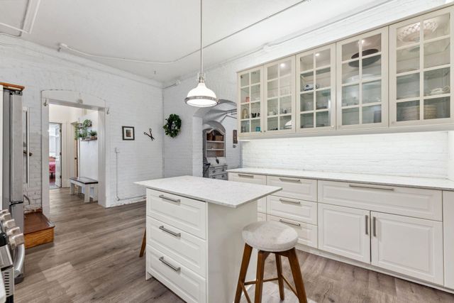 710 Summit Avenue 4, Saint Paul, MN 55105