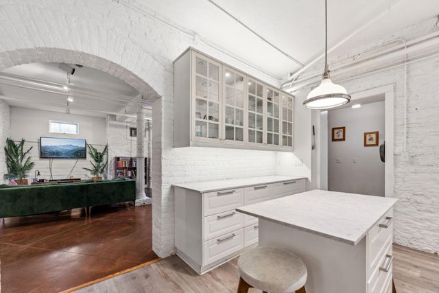 710 Summit Avenue 4, Saint Paul, MN 55105