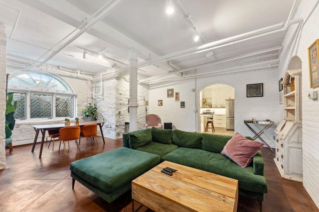 710 Summit Avenue 4, Saint Paul, MN 55105