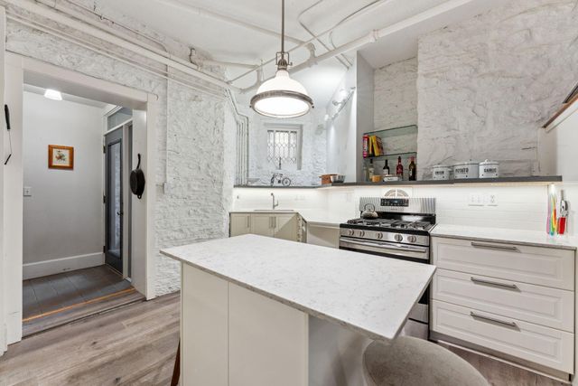 710 Summit Avenue 4, Saint Paul, MN 55105