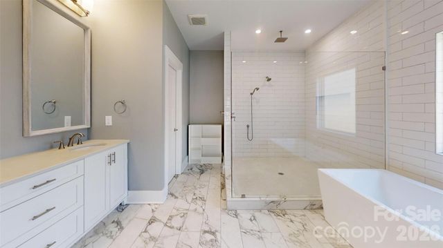 5345 Christopher Road, Iron Station, NC 28080