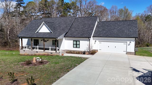5345 Christopher Road, Iron Station, NC 28080