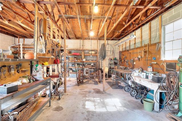 3520 Tom Brewer Road, Loganville, GA 30052
