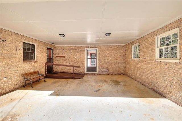 3520 Tom Brewer Road, Loganville, GA 30052