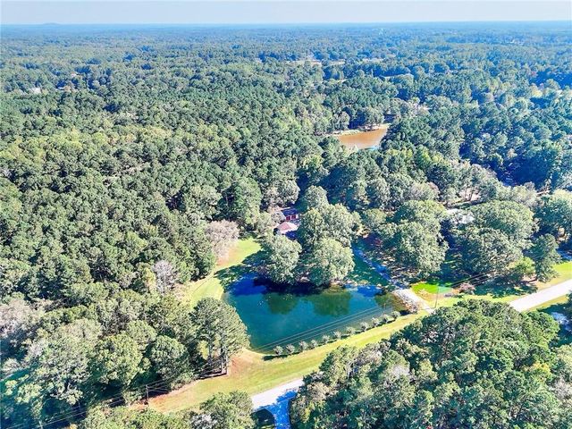 3520 Tom Brewer Road, Loganville, GA 30052