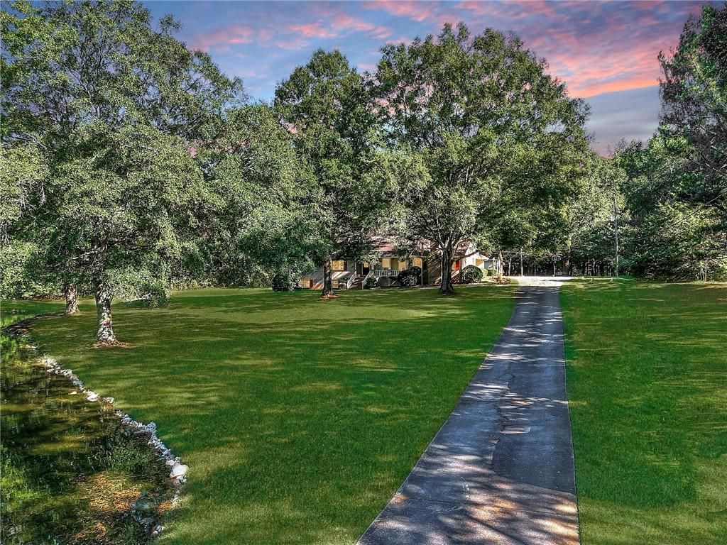 3520 Tom Brewer Road, Loganville, GA 30052