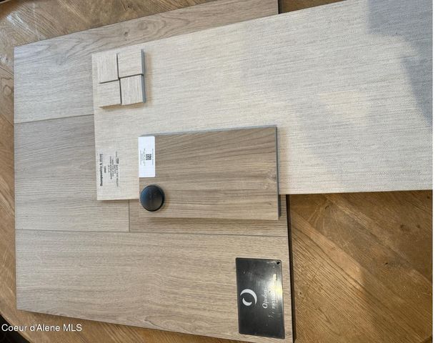 952 E STEEPLE CHASE RD, Hayden, ID 83835